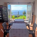 Pensionat Artist House With View And Shared Kitchen Arco da Calheta (Madeira)