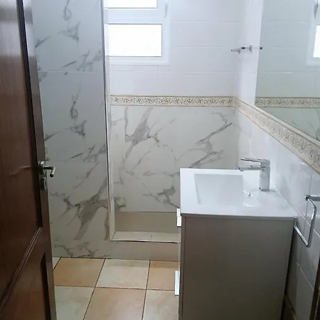 Artist House With View And Shared Kitchen Guest house *