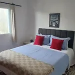 Artist House With View And Shared Kitchen