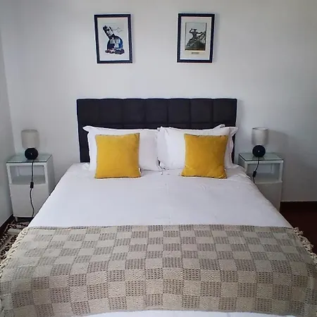 Artist House With View And Shared Kitchen *